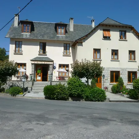 Couette-café Le Moulin Des Templiers Chaudes-Aigues